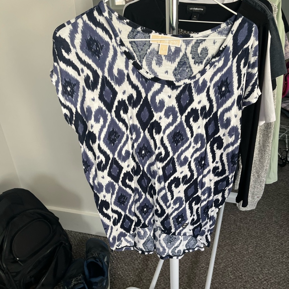 Women's Blue Patterned Top